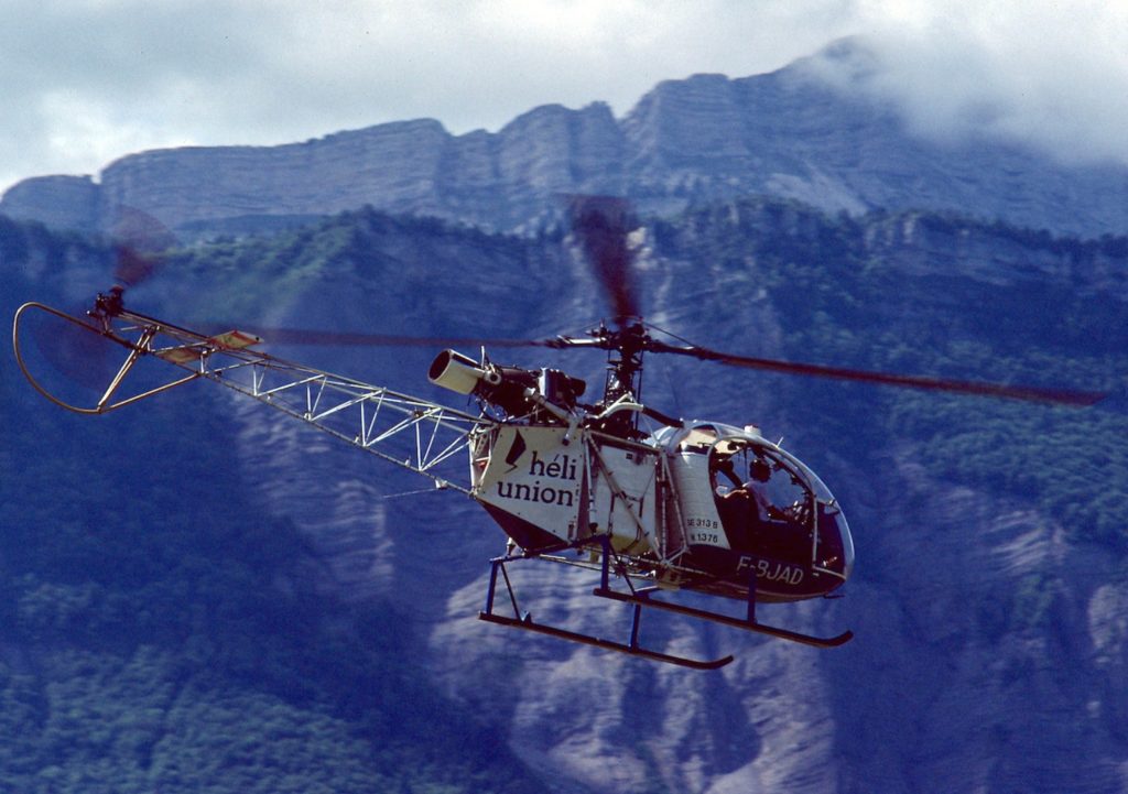 helicoptère alouette II