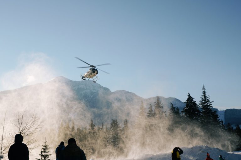 Les 7 meilleurs tours en hélicoptère à faire en France