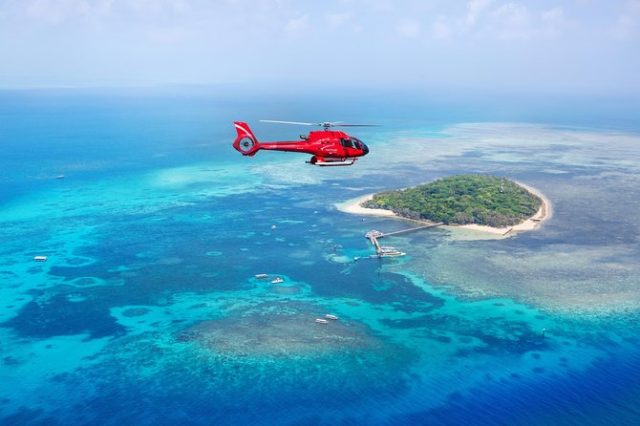 hélicoptère barrière de corail