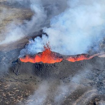 hélicoptère Islande volcan