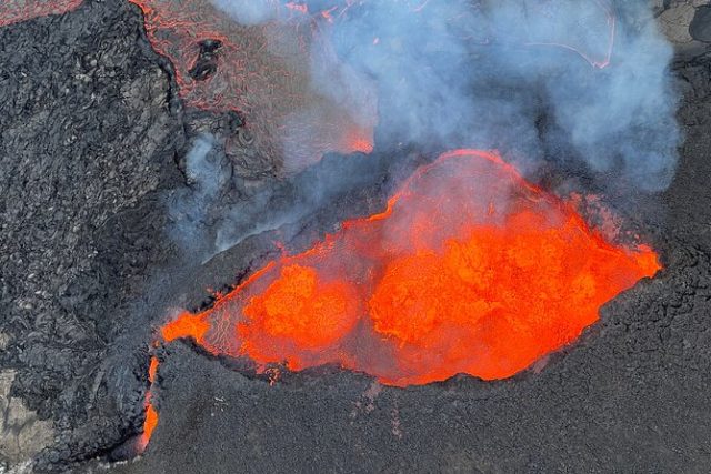 hélicoptère Islande volcan