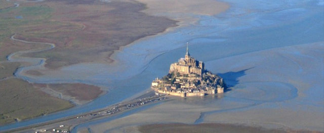 hélicoptère Mont St Michel