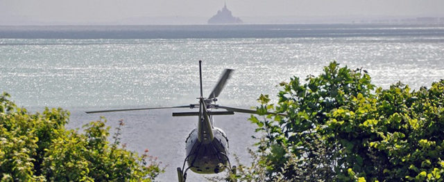 hélicoptère Mont St Michel