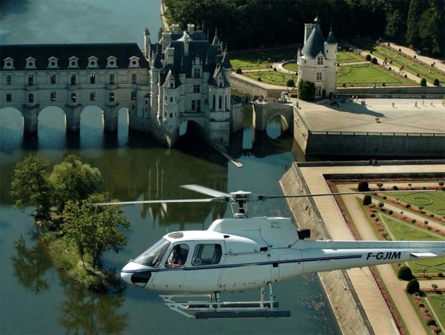 hélicoptère chateau de la Loire