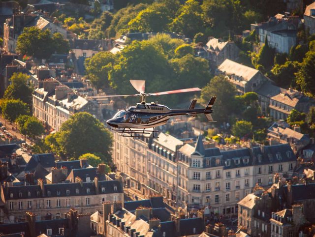 vol en hélicoptère Quimper