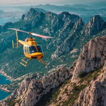 vol en hélicoptère Marseille Calanques