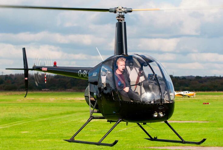 Hélicoptère Robinson R-22