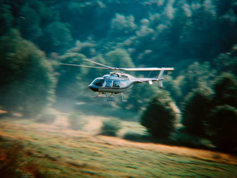 Vols touristiques en hélicoptère : la réglementation sous pression