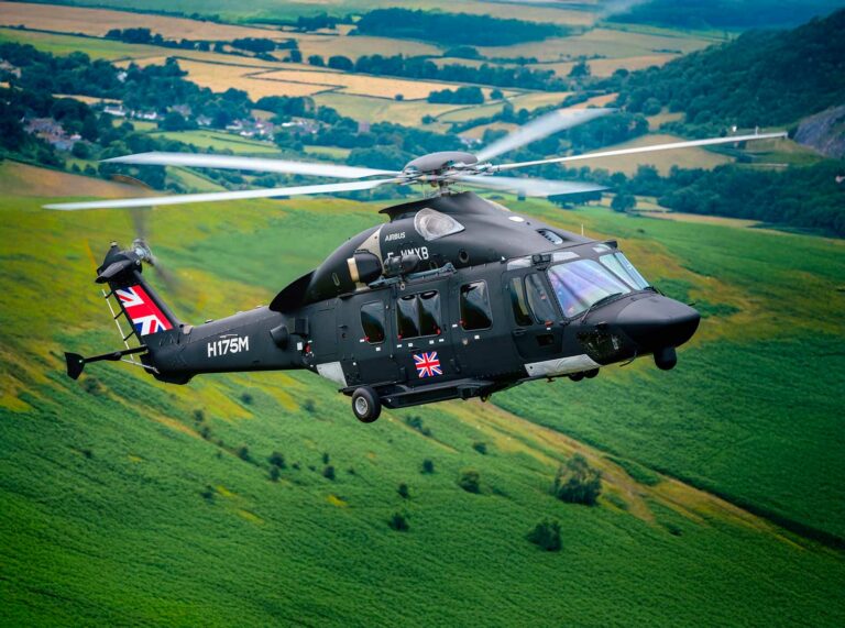 NMH à l’arrêt : 3 000 emplois menacés, Londres sous pression